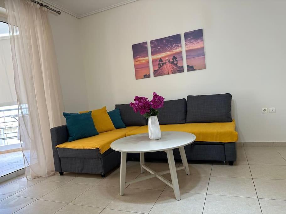 Riviera Beach, Seaside Spacious Apt. Anavyssos Buitenkant foto